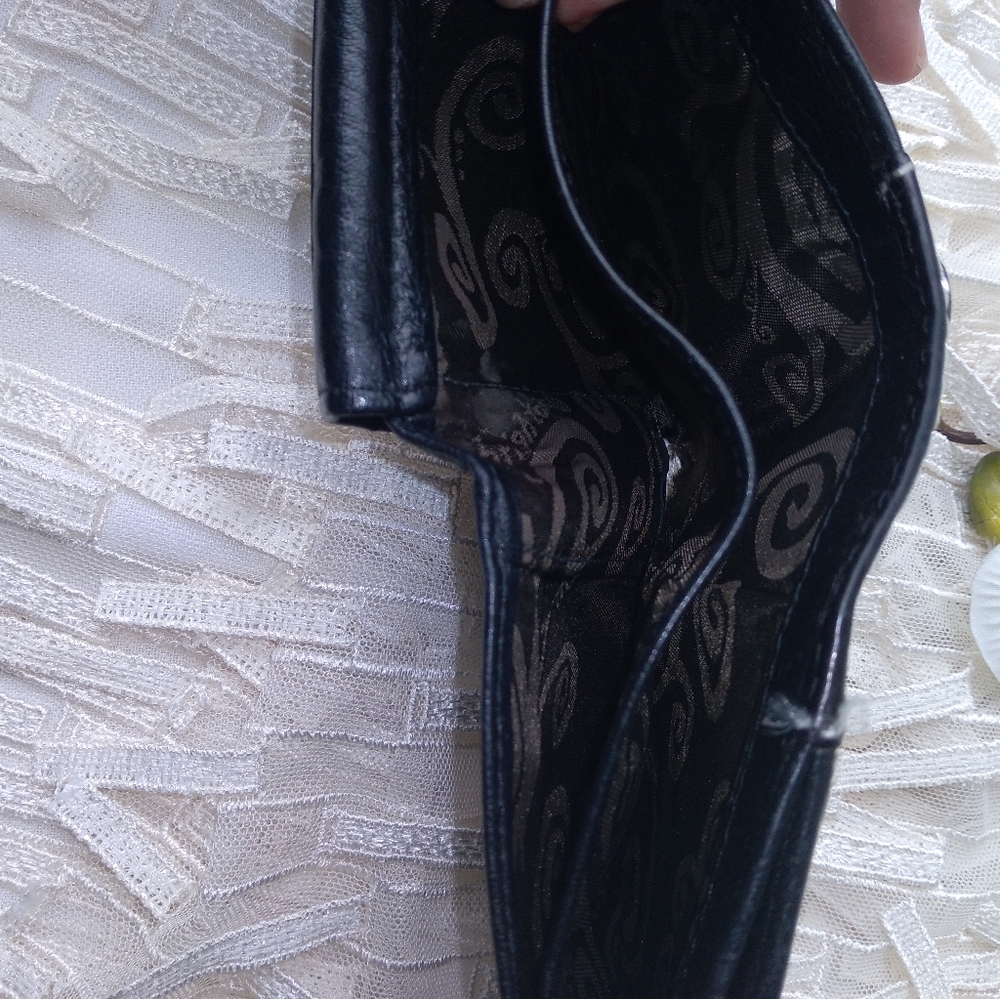 Brighton Wallet - Picture 7 of 9